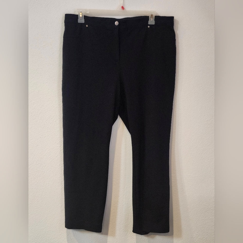 Chico's Black Straight Leg Knit Pants